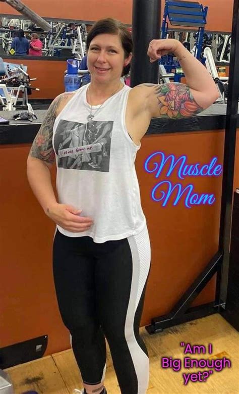 muscle mommy xxx|Muscle Mommy Porn Videos 